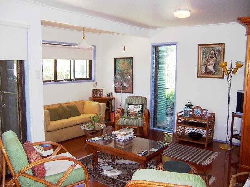 38 Pinkwood St, Bellbowrie QLD 4070